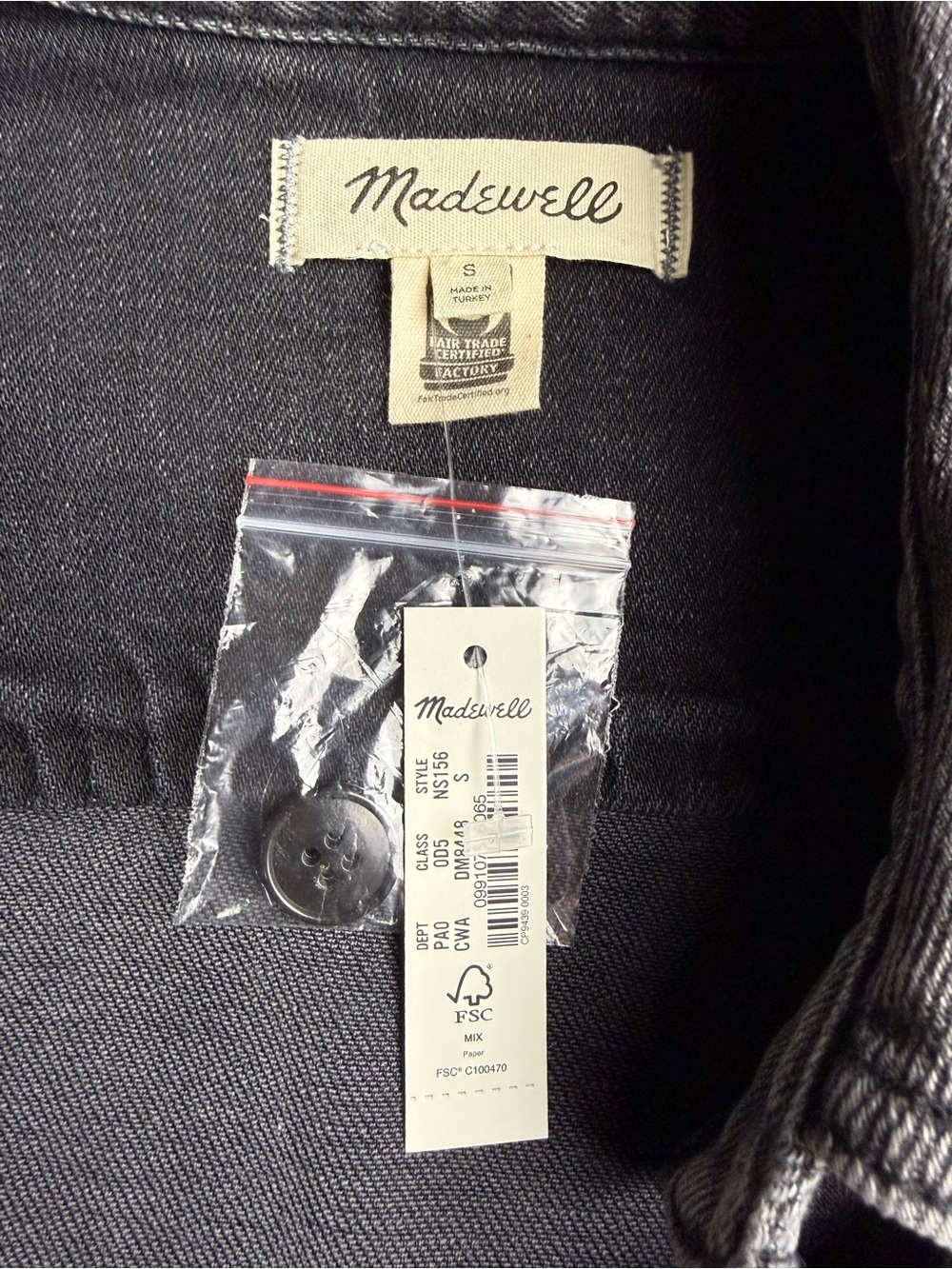 MADEWELL Denim Long-Sleeve Button-Up Small - Picture 6 of 9